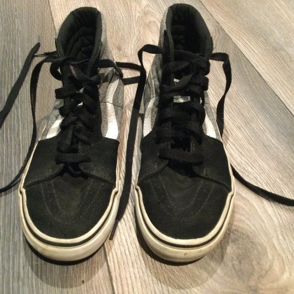 Black and Gray High-Top Vans - Picture 3 of 7